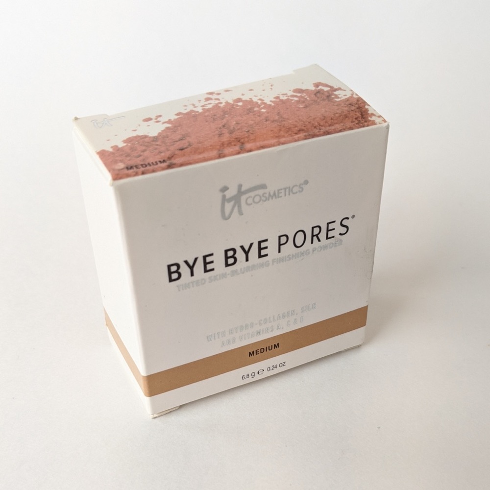 IT COSMETICS Bye Bye Poor Setting Powder, Medium